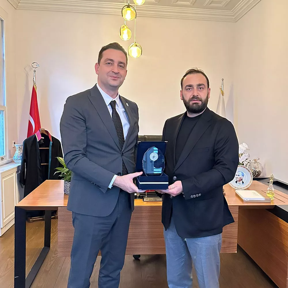 KEV’den Kocaeli Baro Başkanı Kadir Caner Karakadılar’a Ziyaret